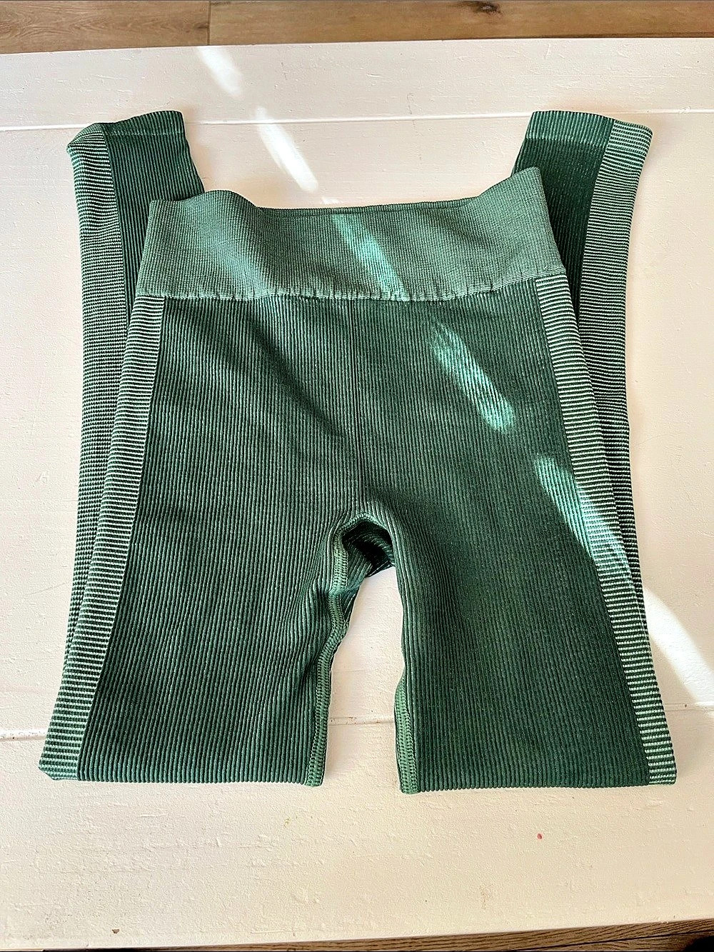 The Upside Rib Seamless Midi Leggings Green XS